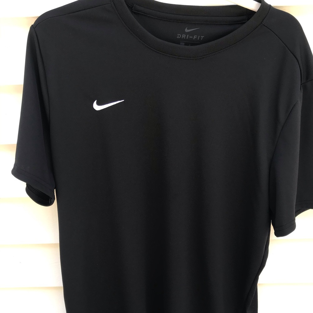 Men’s Nike Black Dri Fit Performance T shirt